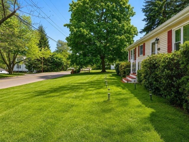 100 Saint Nicholas Ave, Worcester, MA 01606