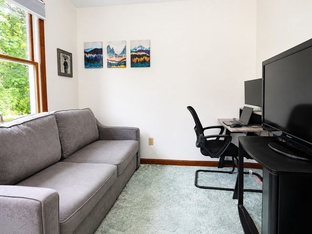 100 Saint Nicholas Ave, Worcester, MA 01606
