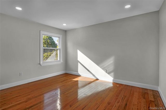 43 Friendly Lane, Jericho, NY 11753