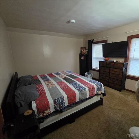 8 East 5th Street, Oswego, NY 13126
