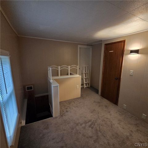 8 East 5th Street, Oswego, NY 13126