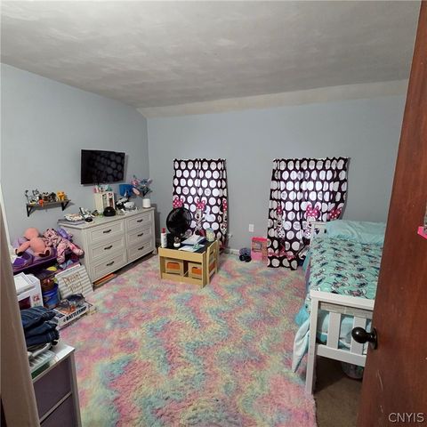 8 East 5th Street, Oswego, NY 13126