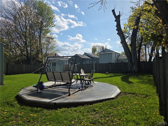 8 East 5th Street, Oswego, NY 13126