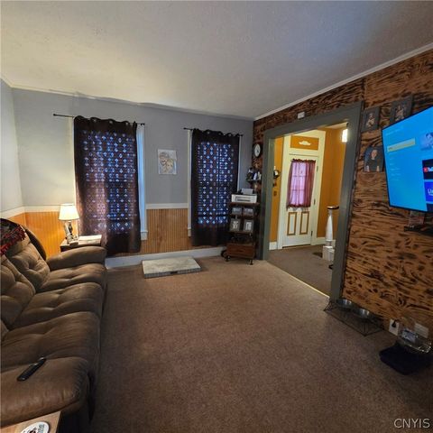 8 East 5th Street, Oswego, NY 13126