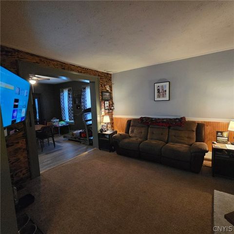 8 East 5th Street, Oswego, NY 13126
