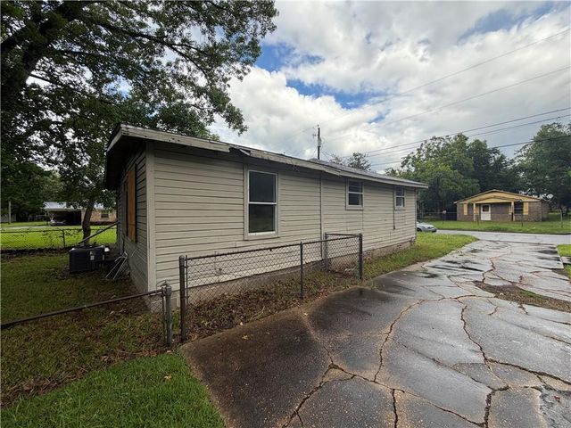 1509 Dominick Street, Mobile, AL 36605