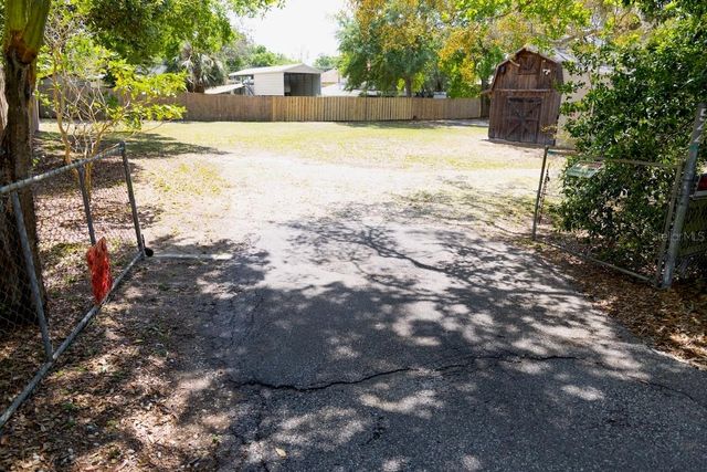 544 FARNUM DRIVE, Tarpon Springs, FL 34689