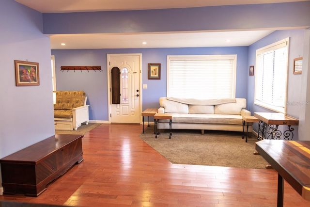 544 FARNUM DRIVE, Tarpon Springs, FL 34689