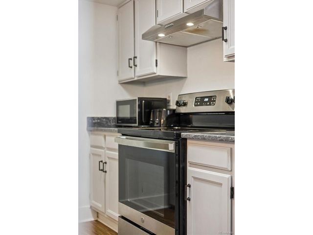 18494 E Kepner Pl 204, Aurora, CO 80017