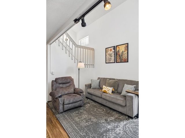 18494 E Kepner Pl 204, Aurora, CO 80017