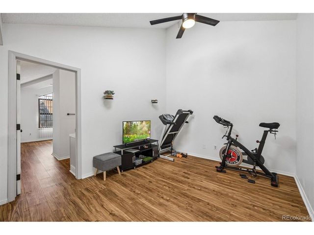 18494 E Kepner Pl 204, Aurora, CO 80017