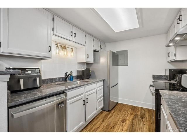 18494 E Kepner Pl 204, Aurora, CO 80017