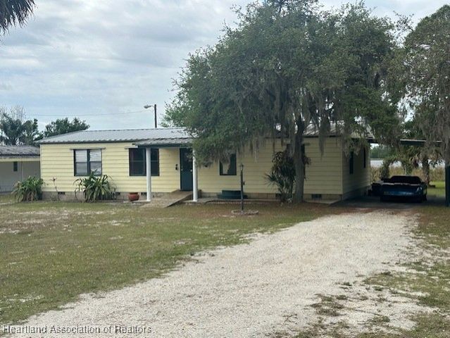 3092 Holiday Beach Drive, Avon Park, FL 33825