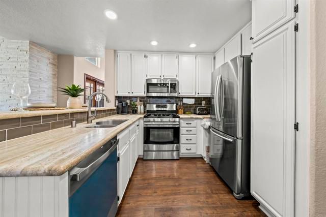 1899 Corte Torero, Oceanside, CA 92056