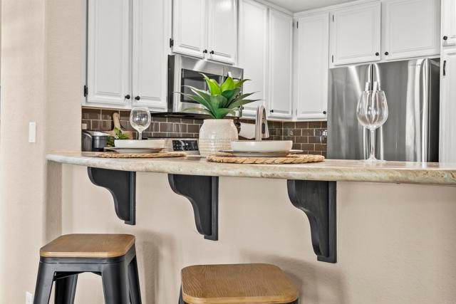 1899 Corte Torero, Oceanside, CA 92056