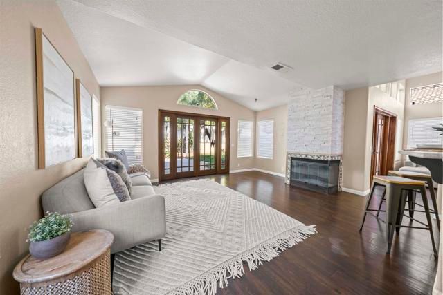 1899 Corte Torero, Oceanside, CA 92056