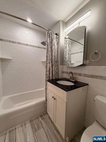 50 May Street 205, Hawthorne, NJ 07506