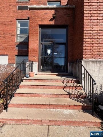 50 May Street 205, Hawthorne, NJ 07506