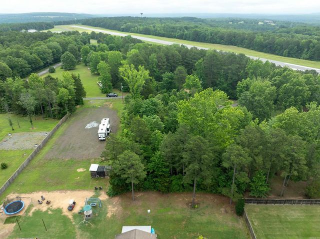 000 Pilot Place, Heber Springs, AR 72543