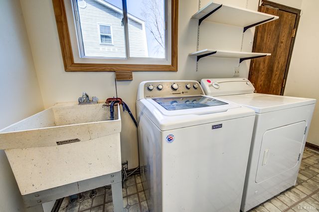 201 N River Road, Naperville, IL 60540