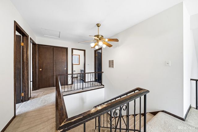 201 N River Road, Naperville, IL 60540