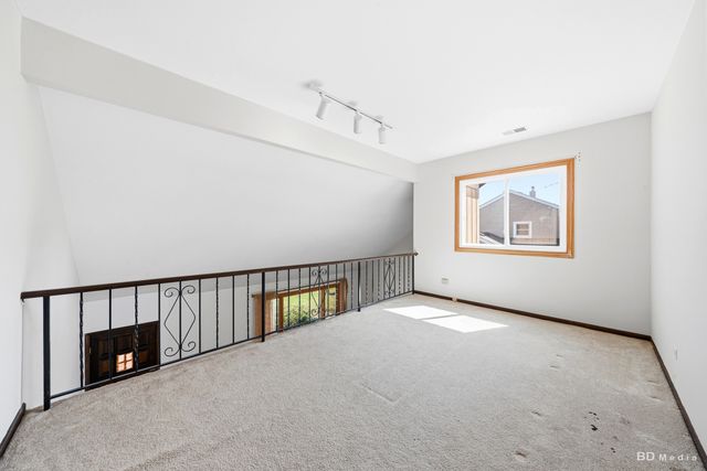 201 N River Road, Naperville, IL 60540