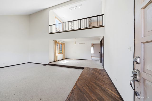 201 N River Road, Naperville, IL 60540