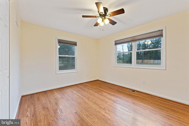 807 WESTFIELD RD, Moorestown, NJ 08057