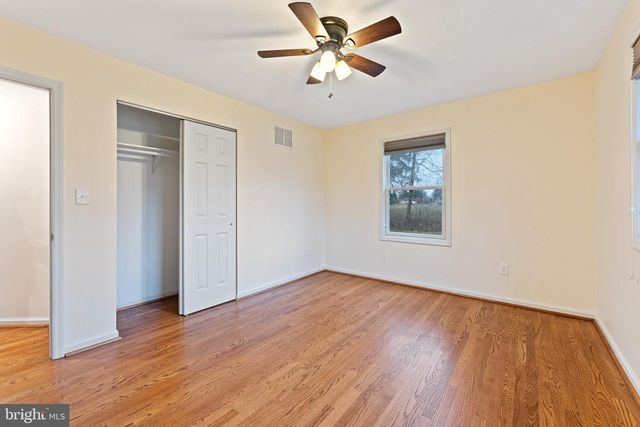 807 WESTFIELD RD, Moorestown, NJ 08057