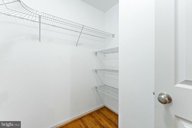 807 WESTFIELD RD, Moorestown, NJ 08057