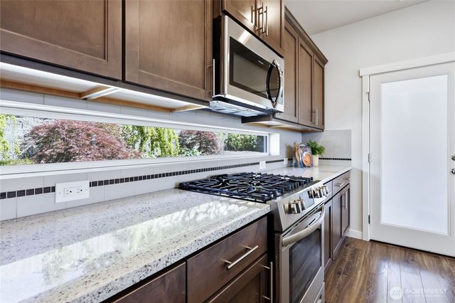 2114 NW Rustling Fir Lane, Silverdale, WA 98383