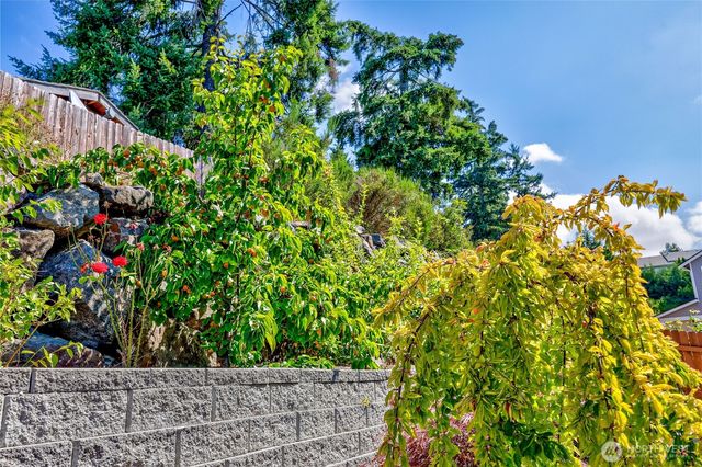 2114 NW Rustling Fir Lane, Silverdale, WA 98383