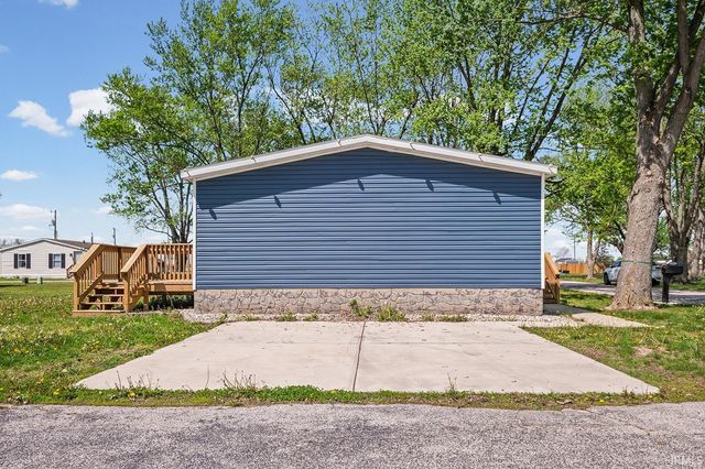 2053 Blue Oak Drive, Kokomo, IN 46901