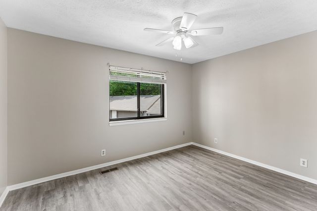 5330 Edmondson Pike, Nashville, TN 37211
