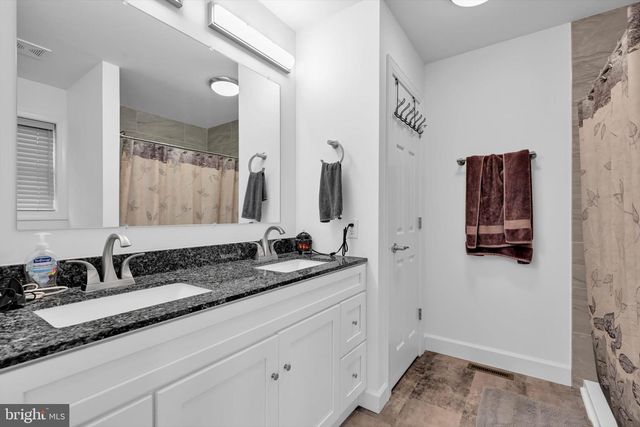 308 OAK HILL ST, Pottsville, PA 17901
