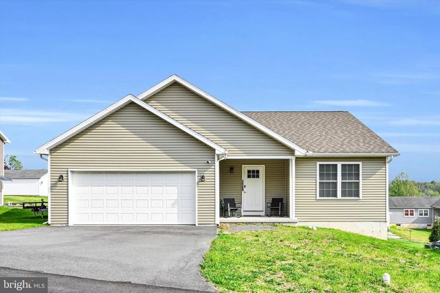 308 OAK HILL ST, Pottsville, PA 17901