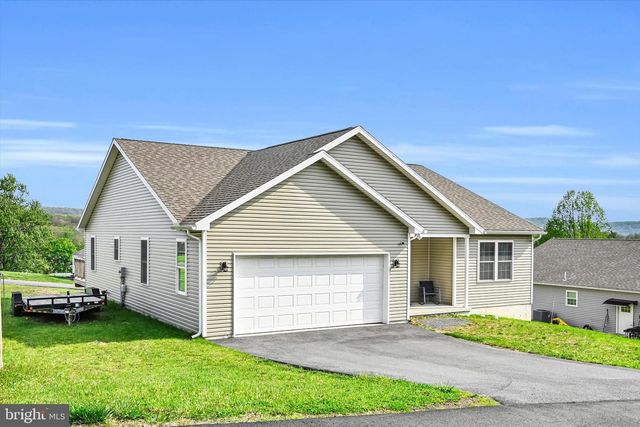 308 OAK HILL ST, Pottsville, PA 17901