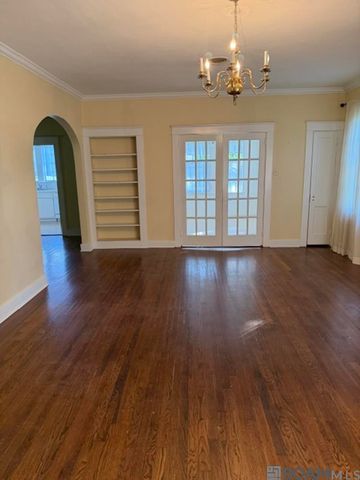 657 Sunset Blvd, Baton Rouge, LA 70808