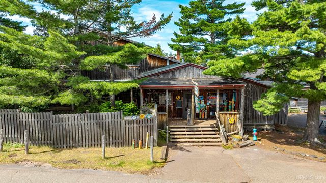 242 1st Street, Copper Harbor, MI 49918