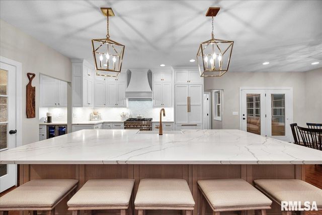 138 CAMELIN Drive, Washington, IL 61571