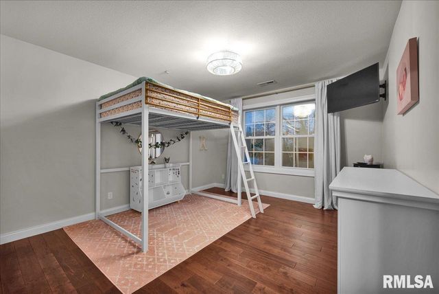 138 CAMELIN Drive, Washington, IL 61571