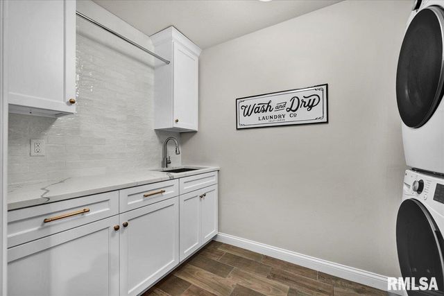 138 CAMELIN Drive, Washington, IL 61571