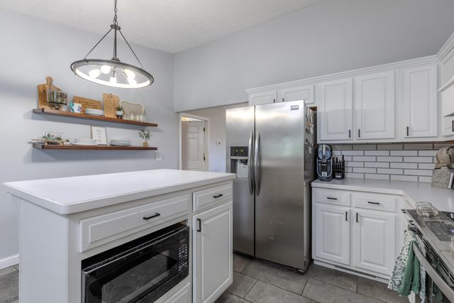 25 Dawn, Morehead, KY 40351