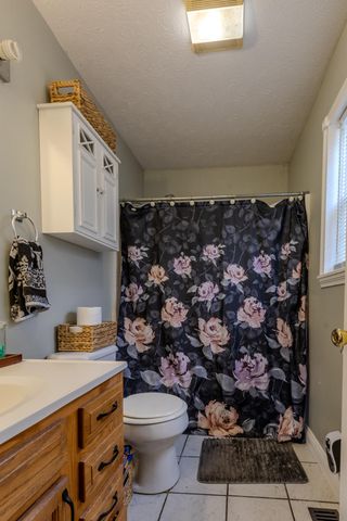 25 Dawn, Morehead, KY 40351