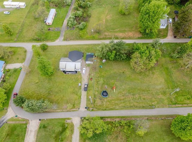 25 Dawn, Morehead, KY 40351
