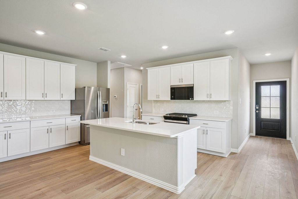 507 Green Gables Drive, Princeton, TX 75071