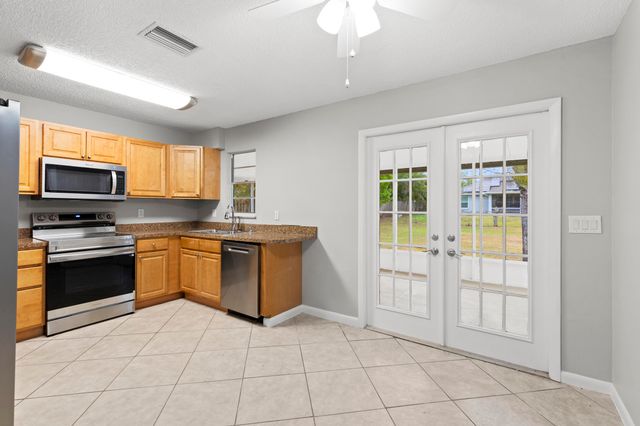 762 NE Lanfair Street, Port St. Lucie, Port St Lucie, FL 34983