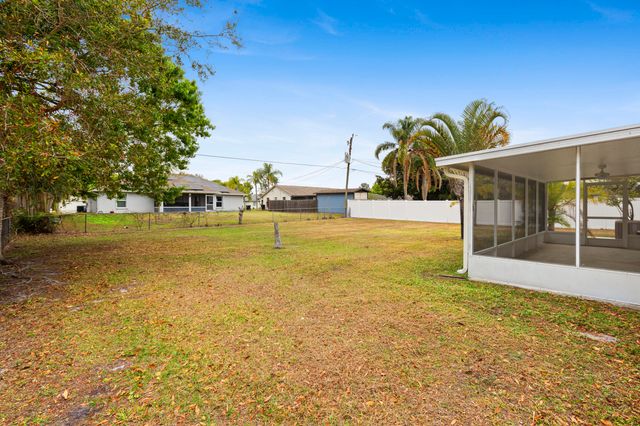 762 NE Lanfair Street, Port St. Lucie, Port St Lucie, FL 34983