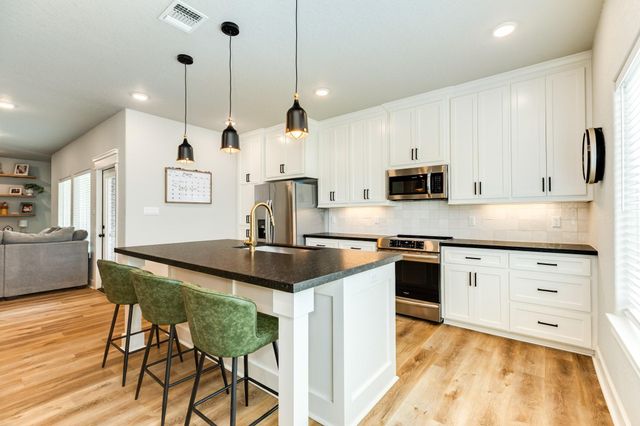 628 Greystone Lane, Angleton, TX 77515