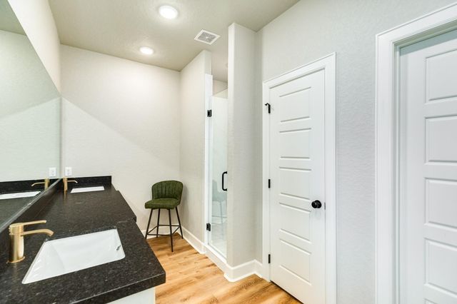 628 Greystone Lane, Angleton, TX 77515